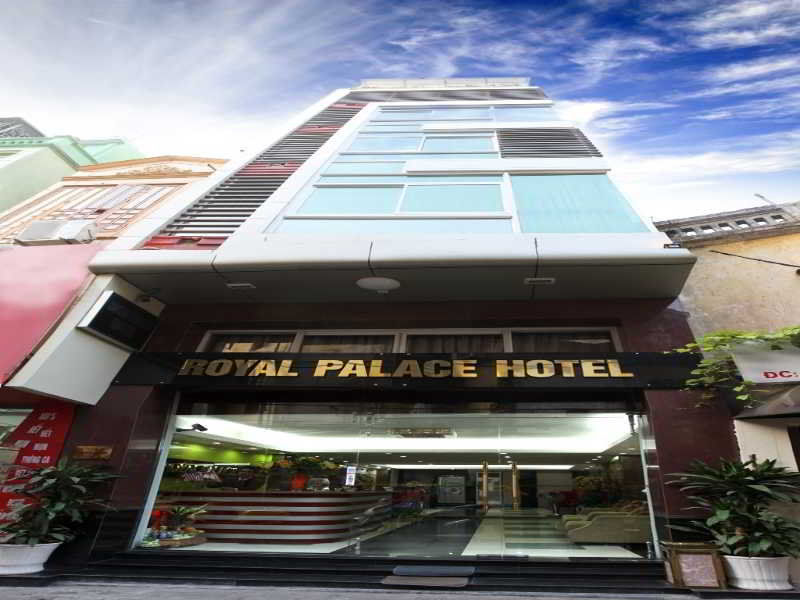 Royal Palace Khách sạn 3*